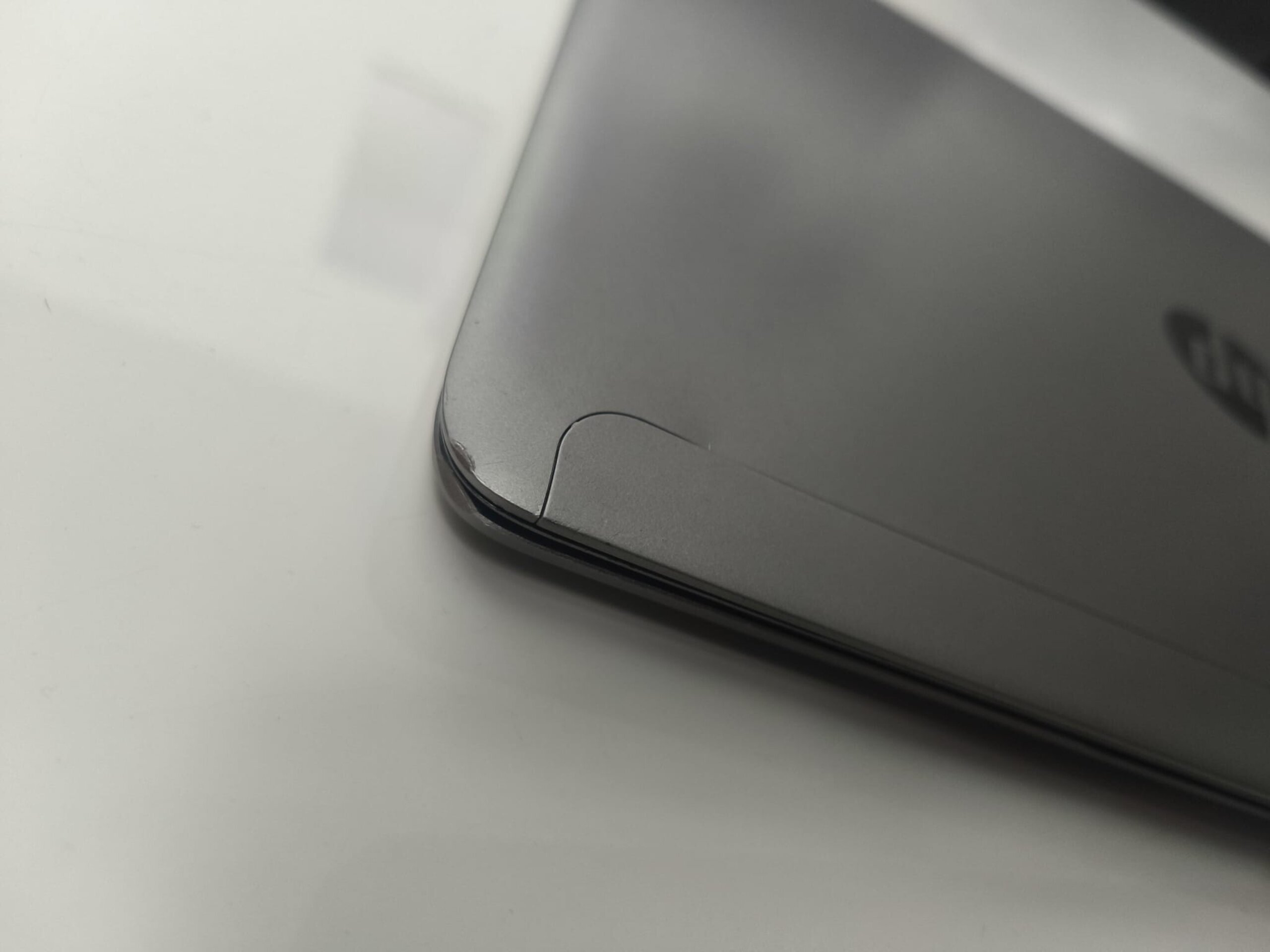 Portátil HP EliteBook Folio 1040 G1 - 8